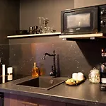 Encorps Nuit, Jacuzzi, Centre Gare Congres, Parking Apartment *
