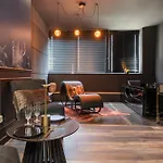 Apartment Encorps Nuit, Jacuzzi, Centre Gare Congres, Parking