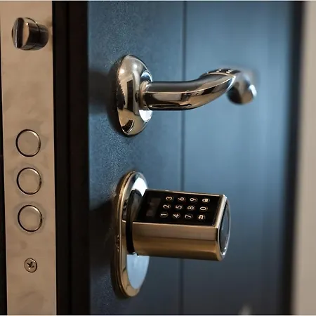 Apartament Encorps Nuit, Jacuzzi, Centre Gare Congres, Parking