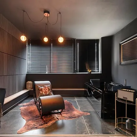 Encorps Nuit, Jacuzzi, Centre Gare Congres, Parking *