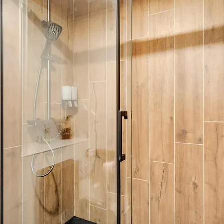 Encorps Nuit, Jacuzzi, Centre Gare Congres, Parking Apartament Nancy