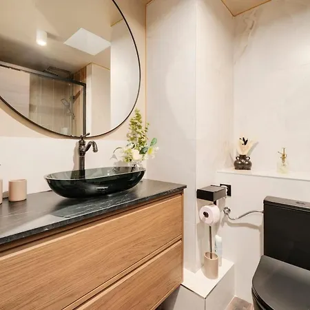 Encorps Nuit, Jacuzzi, Centre Gare Congres, Parking Apartament