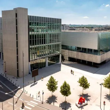 Apartament Encorps Nuit, Jacuzzi, Centre Gare Congres, Parking Nancy