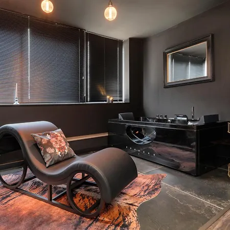 Encorps Nuit, Jacuzzi, Centre Gare Congres, Parking Нанси