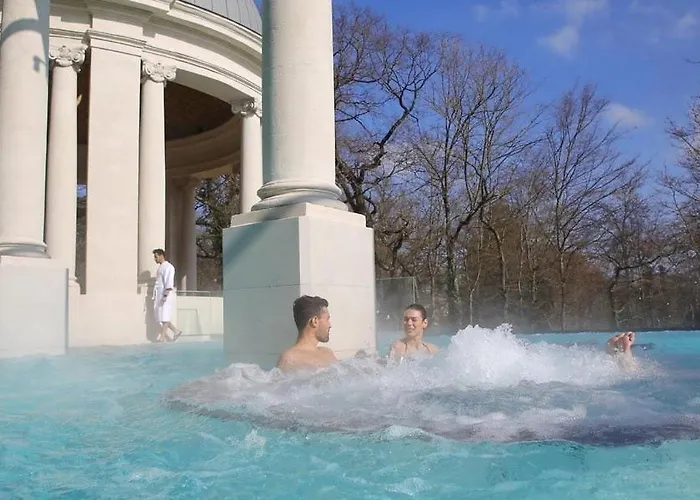 Encorps Nuit, Jacuzzi, Centre Gare Congres, Parking Nancy