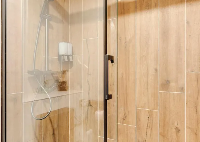 Encorps Nuit, Jacuzzi, Centre Gare Congres, Parking Apartamento *